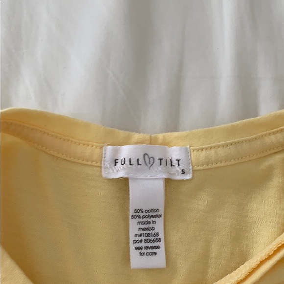 Tilly’s soft yellow Dream Rider t-shirt - Picture 3 of 3